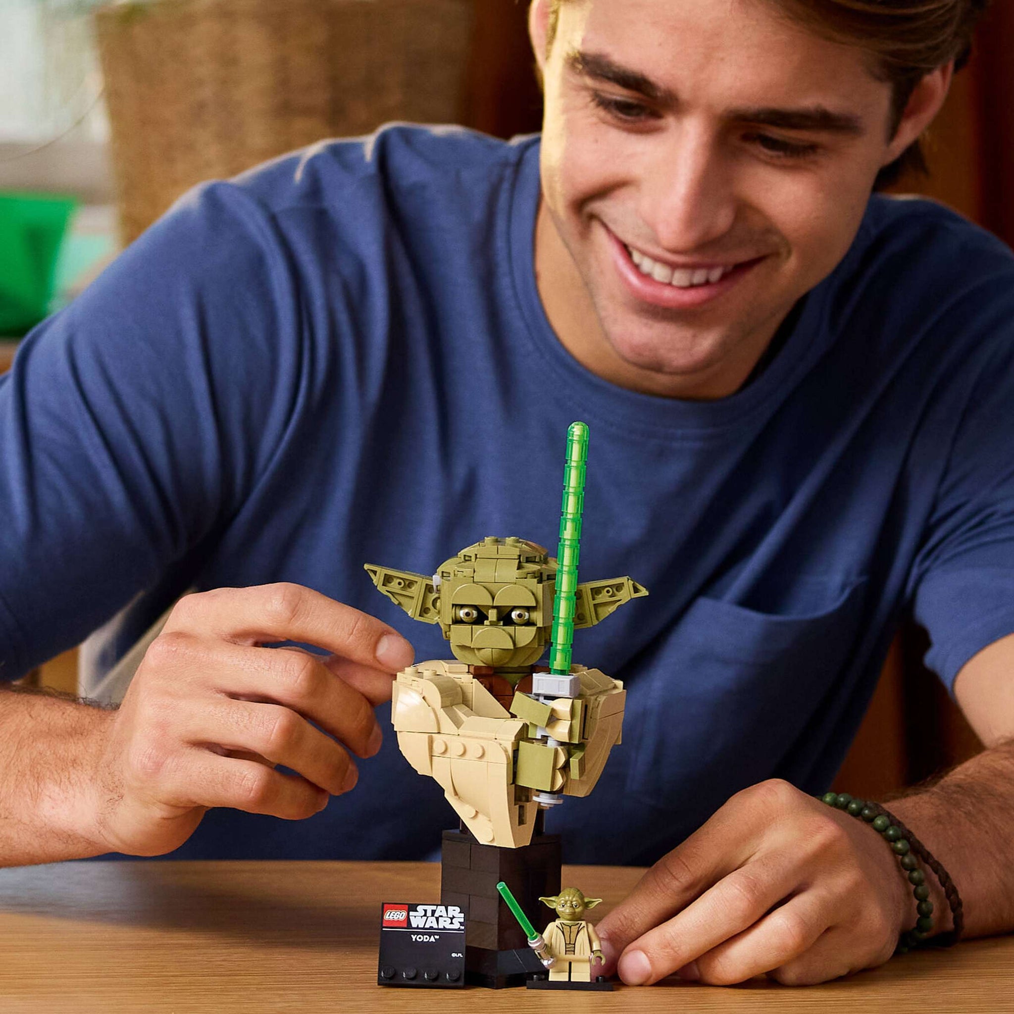 Lego 75438 - Star Wars Yoda Bust – HUZZAH! Toys
