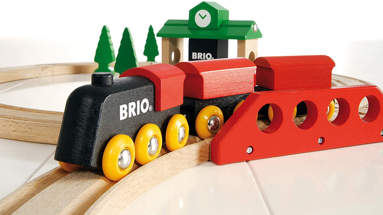 Brio Classic Figure 8 Train Set – HUZZAH! Toys