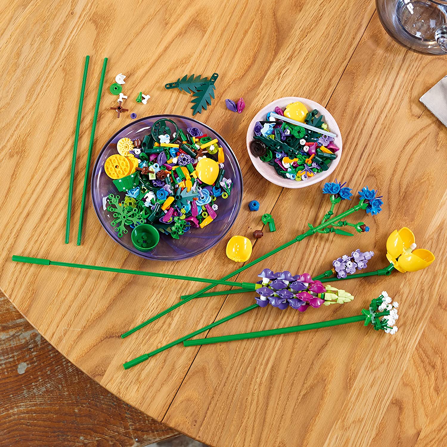 LEGO Icons Le bouquet de fleurs sauvages 10313 Ensemble de